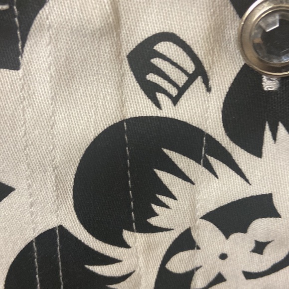 KAK TUS Jacket - Picture 2 of 7